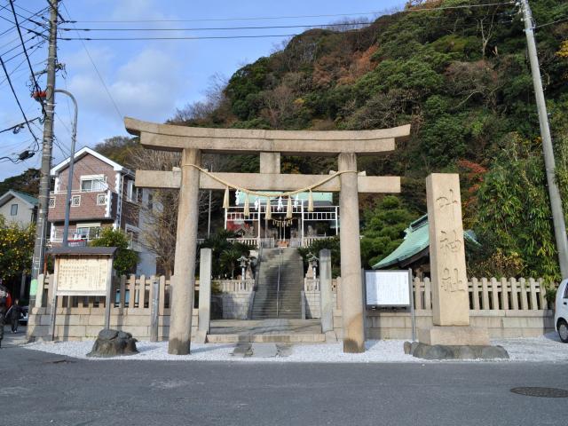 叶神社（東）