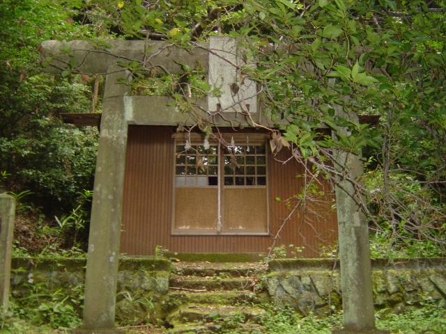 白山神社